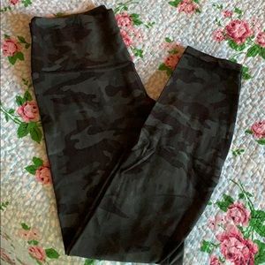 Lululemon Align camo leggings